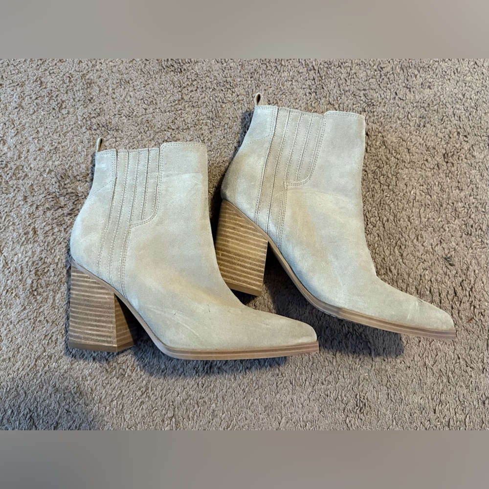 Marc Fisher LTD Oshay Pointed Toe Bootie